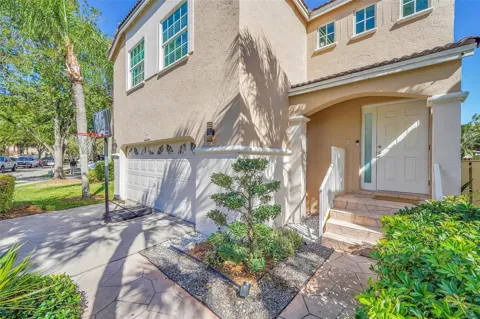 10615 NW 12th Court
