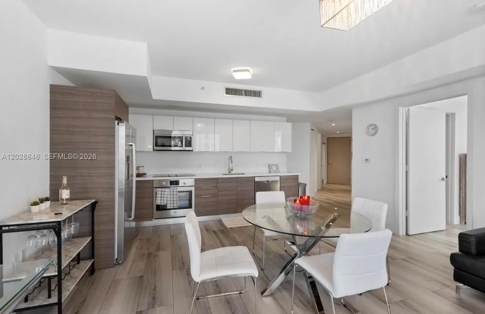 1010 SW 2nd Ave #609 Miami, FL 33130