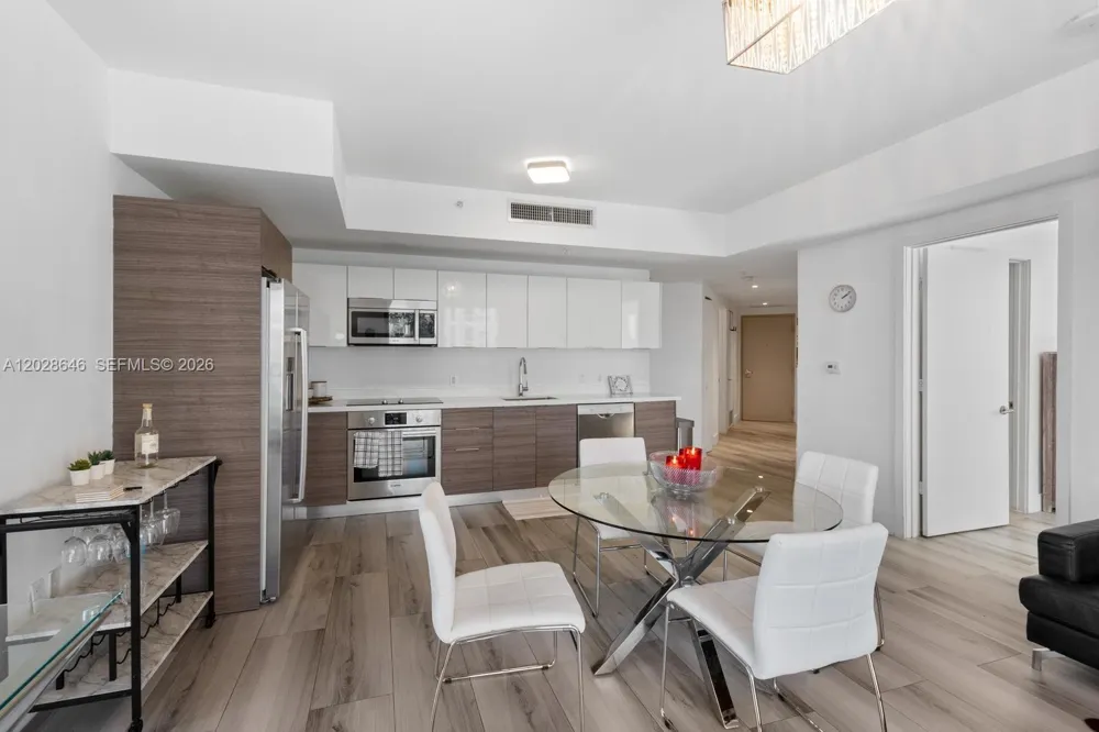 1010 SW 2nd Ave #609 Miami, FL 33130