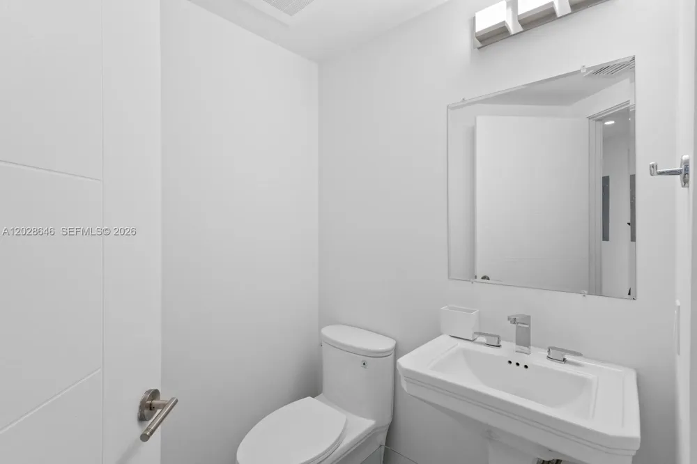1010 SW 2nd Ave #609 Miami, FL 33130