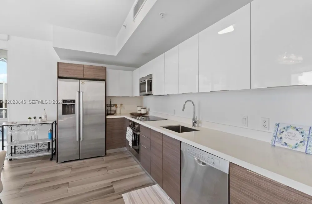 1010 SW 2nd Ave #609 Miami, FL 33130