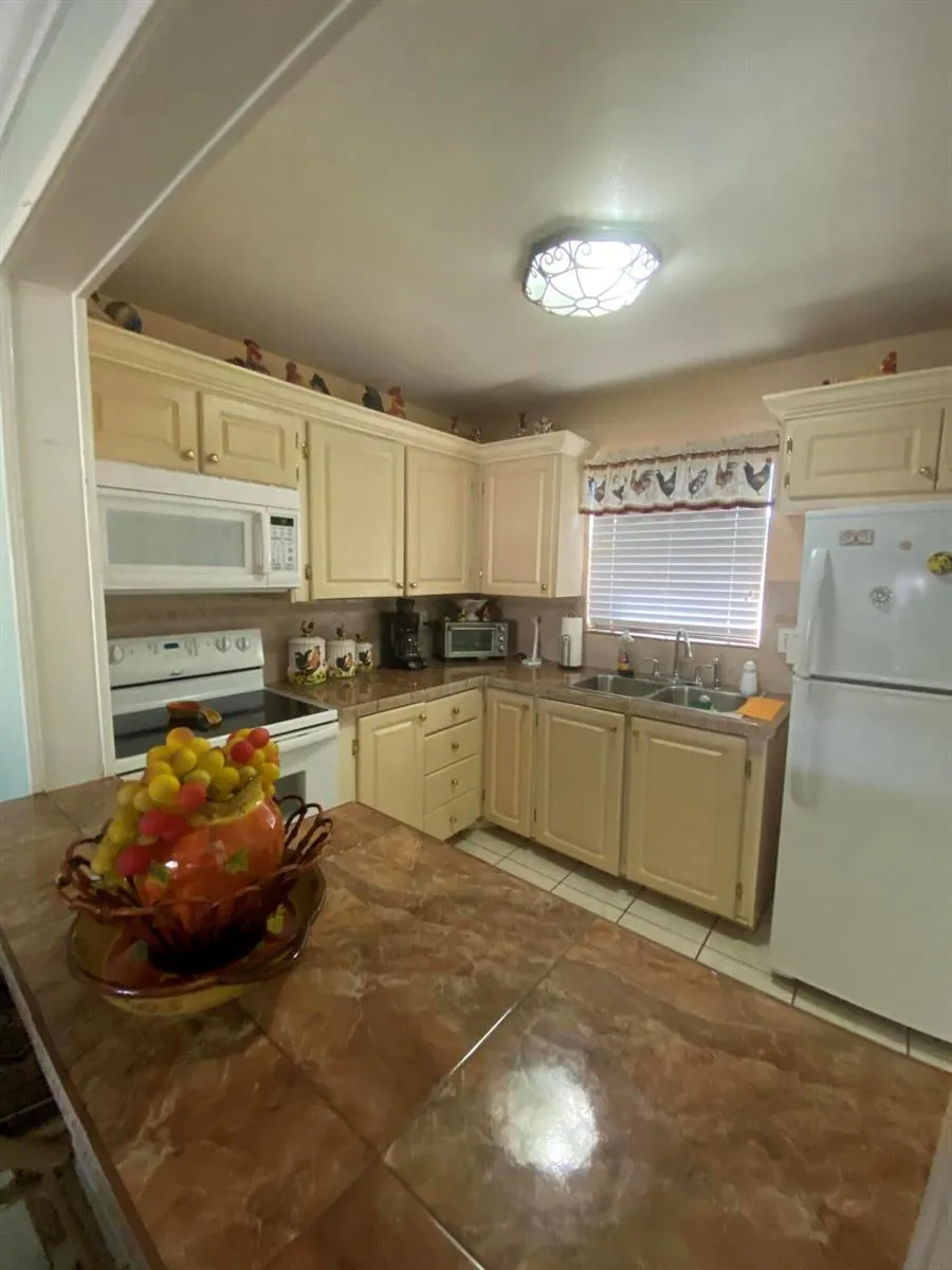 715 Lori Drive #302 Palm Springs, FL 33461