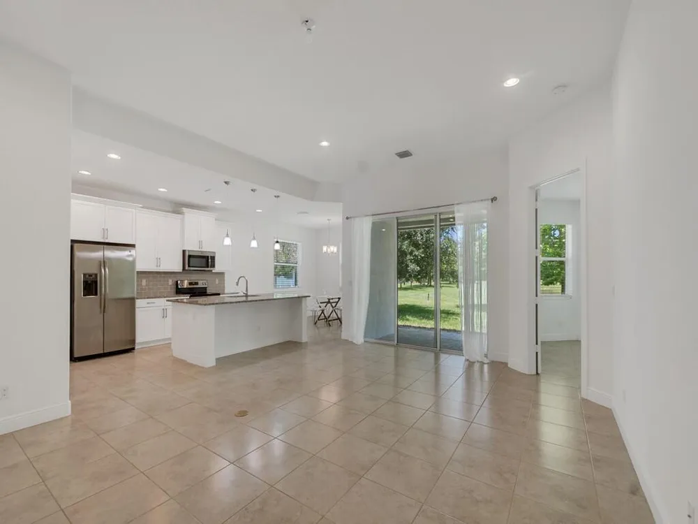 6087 Scott Story Way Vero Beach, FL 32967