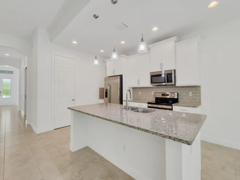 6087 Scott Story Way Vero Beach, FL 32967