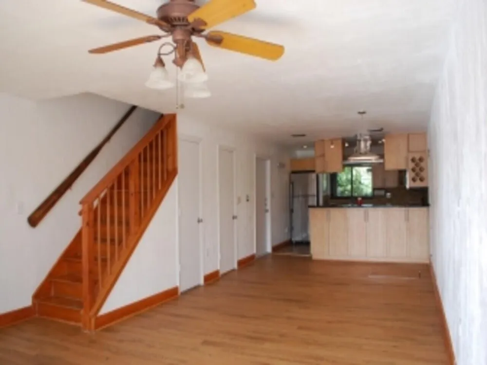 1000 NW N River Drive #16 Miami, FL 33136
