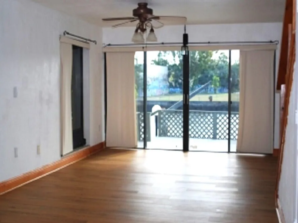1000 NW N River Drive #16 Miami, FL 33136