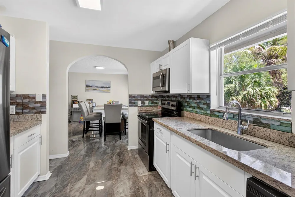16663 89th Place Loxahatchee, FL 33470