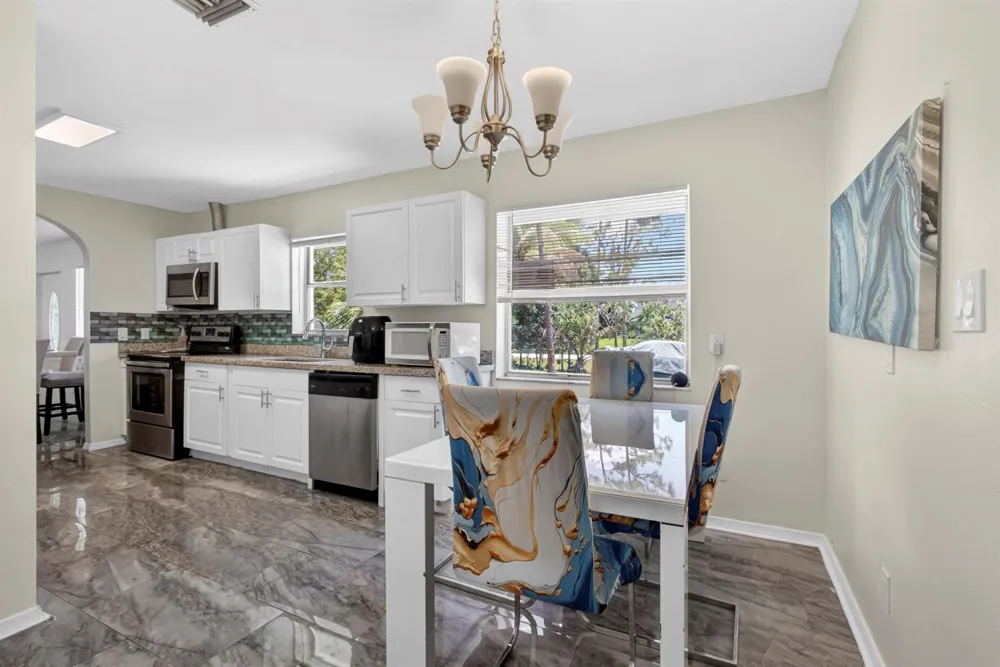 16663 89th Place Loxahatchee, FL 33470