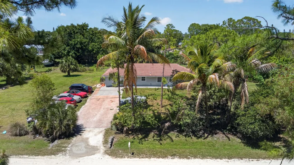 16663 89th Place Loxahatchee, FL 33470