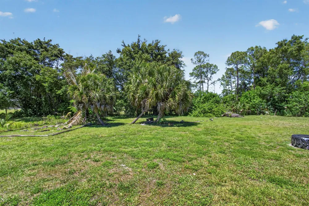 16663 89th Place Loxahatchee, FL 33470