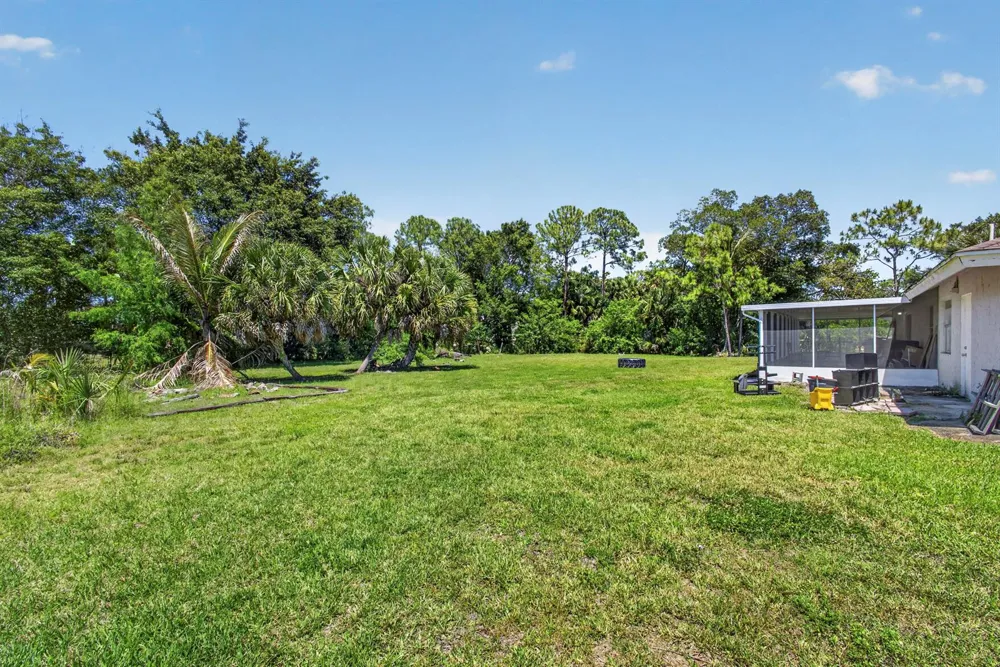 16663 89th Place Loxahatchee, FL 33470