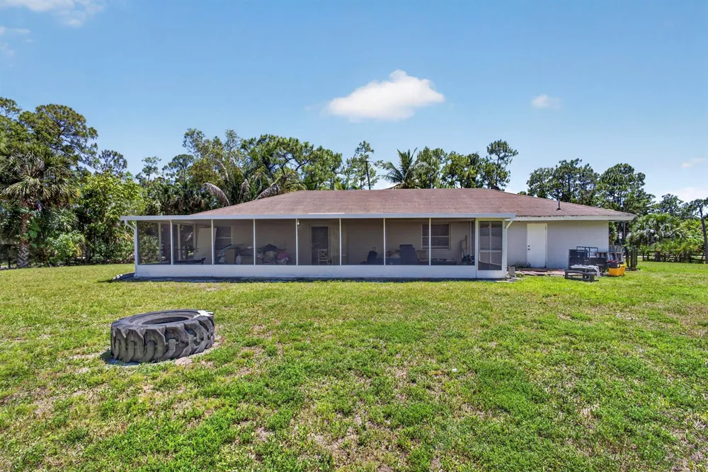 16663 89th Place Loxahatchee, FL 33470