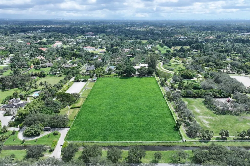 5750 SW 148 AVENUE Southwest Ranches, FL 33330