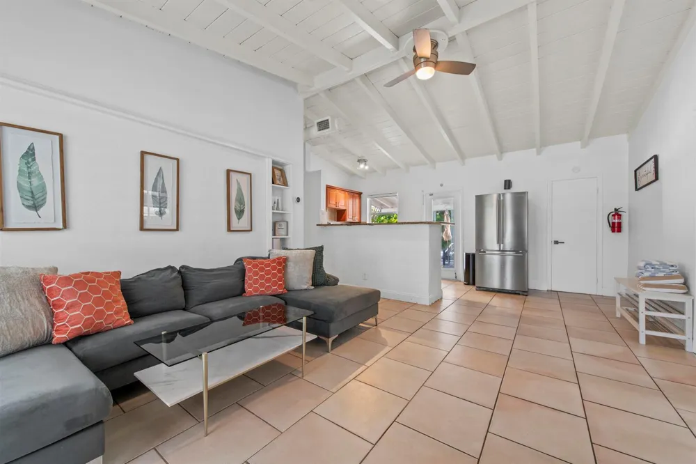 408 NW 29th Street Wilton Manors, FL 33311