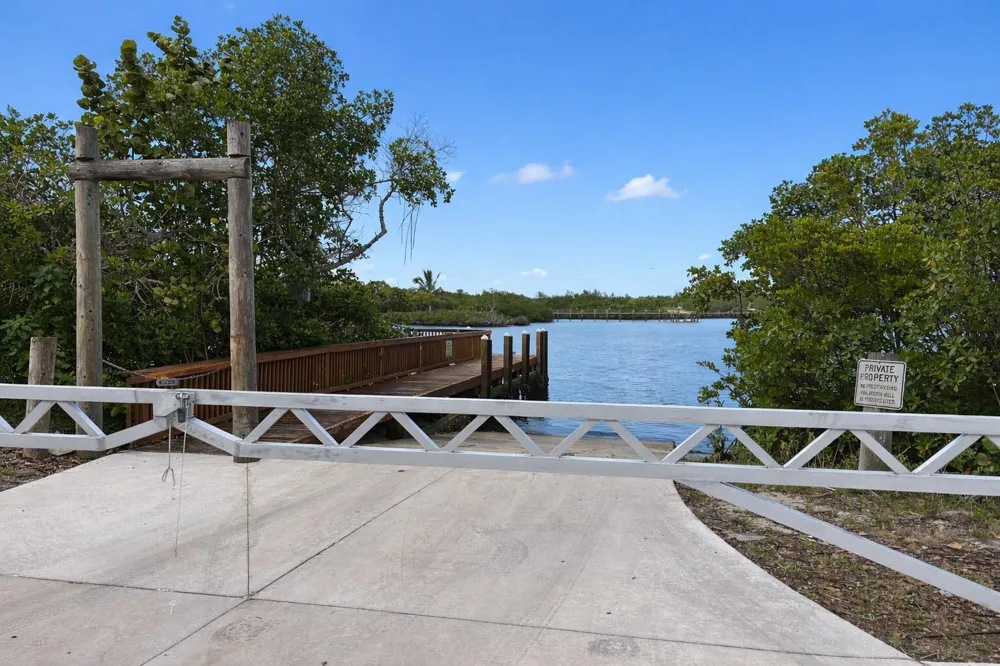 12165 SE Nassau Street Hobe Sound, FL 33455