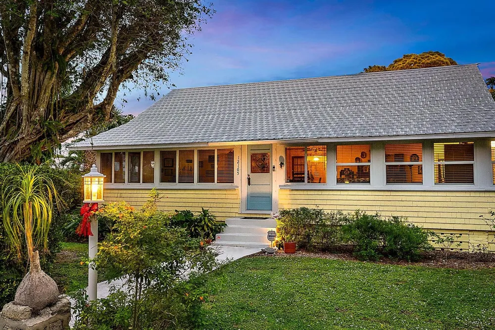 12165 SE Nassau Street Hobe Sound, FL 33455
