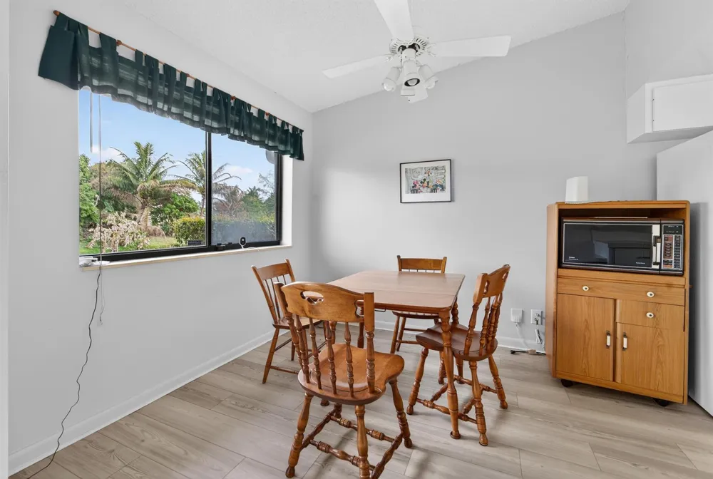 108 Village Walk Drive Royal Palm Beach, FL 33411