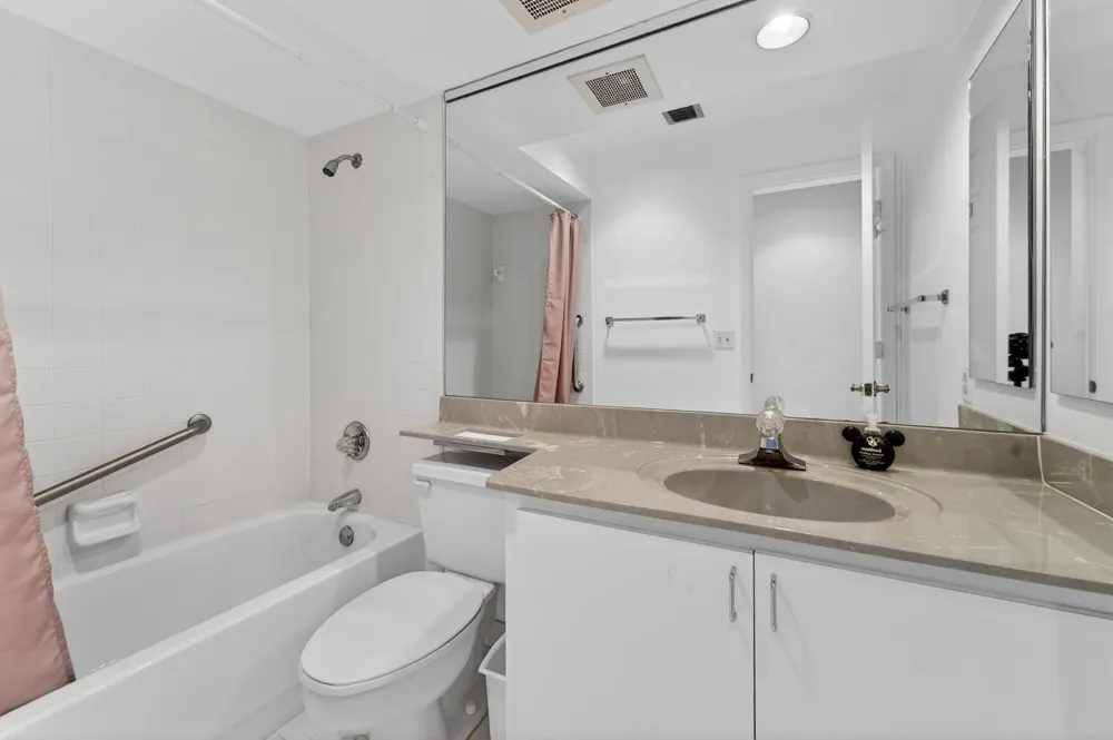 108 Village Walk Drive Royal Palm Beach, FL 33411