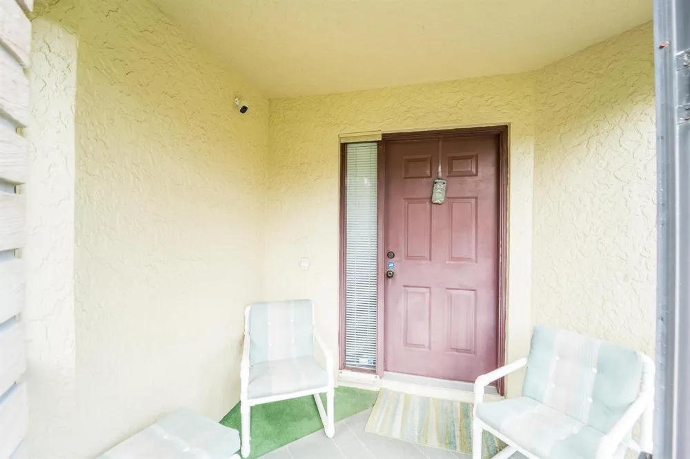 108 Village Walk Drive Royal Palm Beach, FL 33411