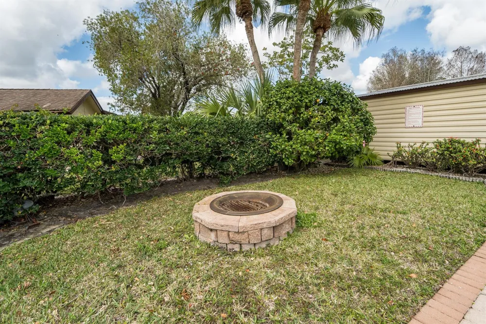 108 Village Walk Drive Royal Palm Beach, FL 33411