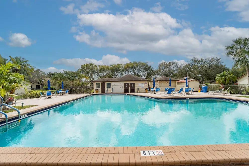 108 Village Walk Drive Royal Palm Beach, FL 33411