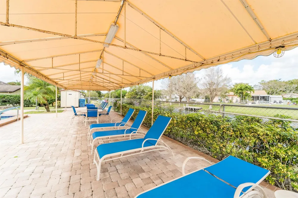 108 Village Walk Drive Royal Palm Beach, FL 33411