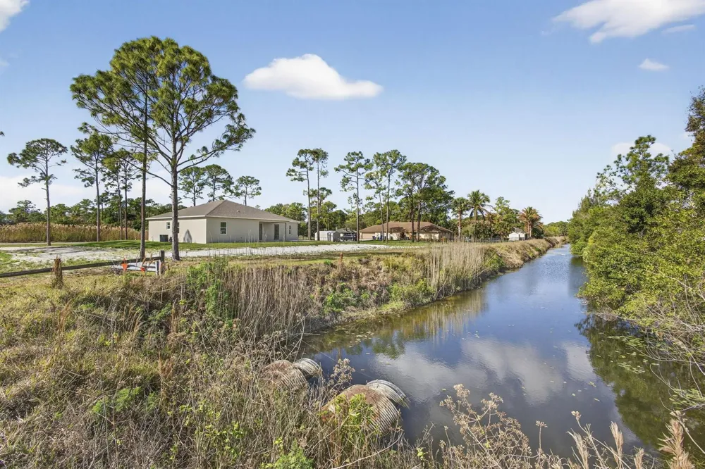 14043 87th Street Loxahatchee, FL 33470