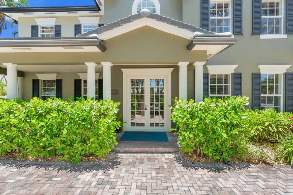 633 NE 20th Street Wilton Manors, FL 33305