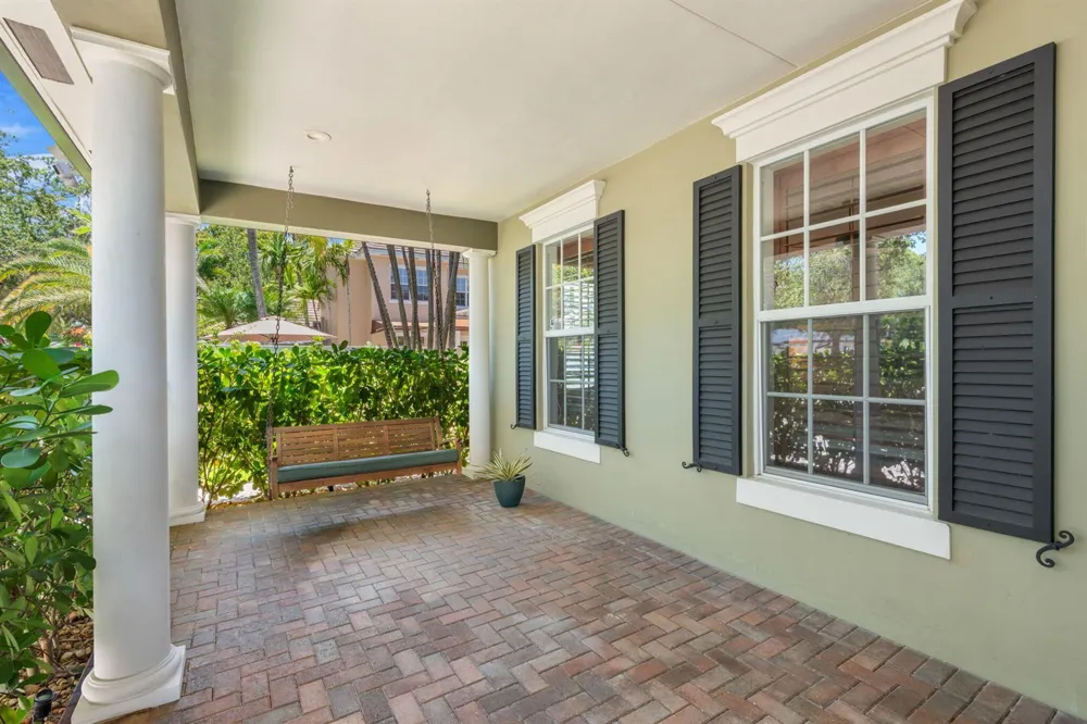 633 NE 20th Street Wilton Manors, FL 33305