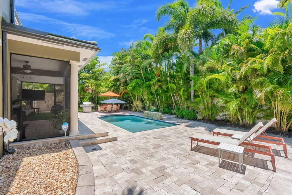 633 NE 20th Street Wilton Manors, FL 33305