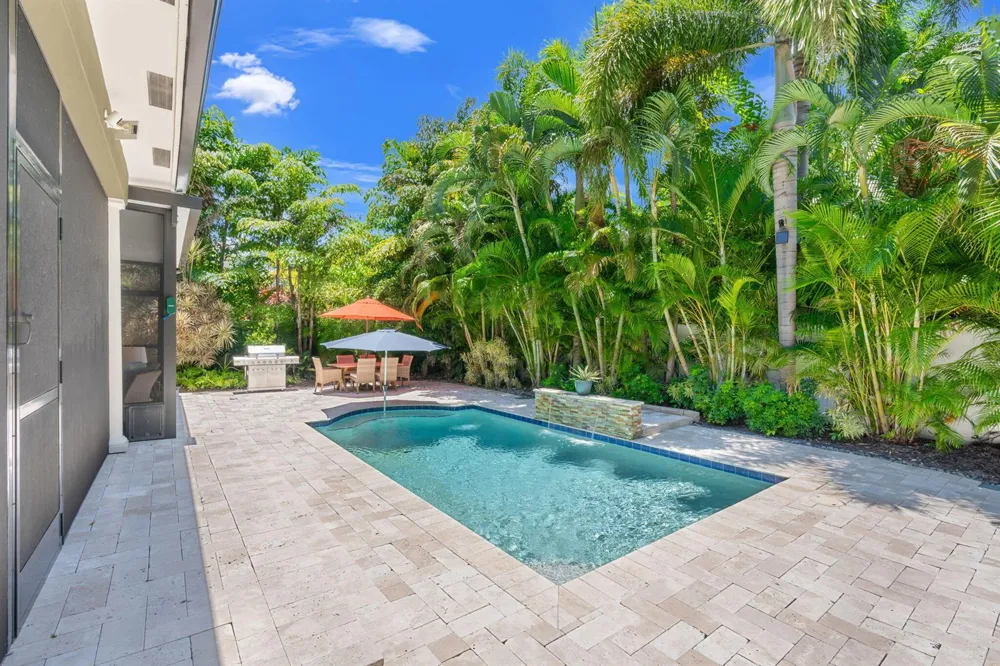 633 NE 20th Street Wilton Manors, FL 33305