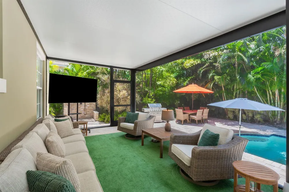 633 NE 20th Street Wilton Manors, FL 33305
