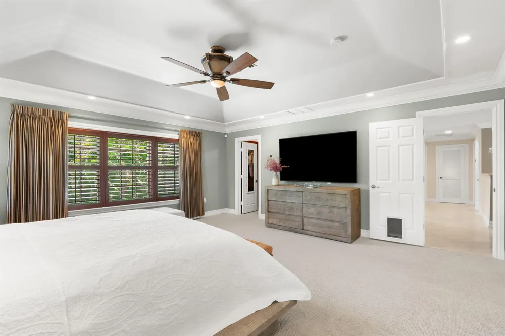 633 NE 20th Street Wilton Manors, FL 33305