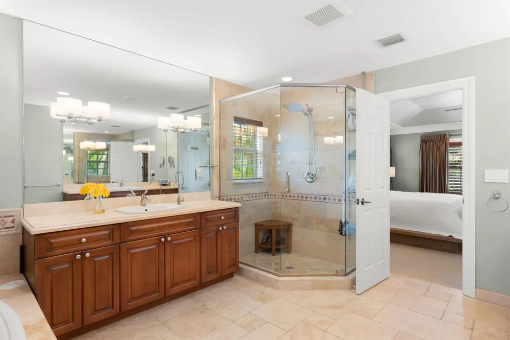 633 NE 20th Street Wilton Manors, FL 33305