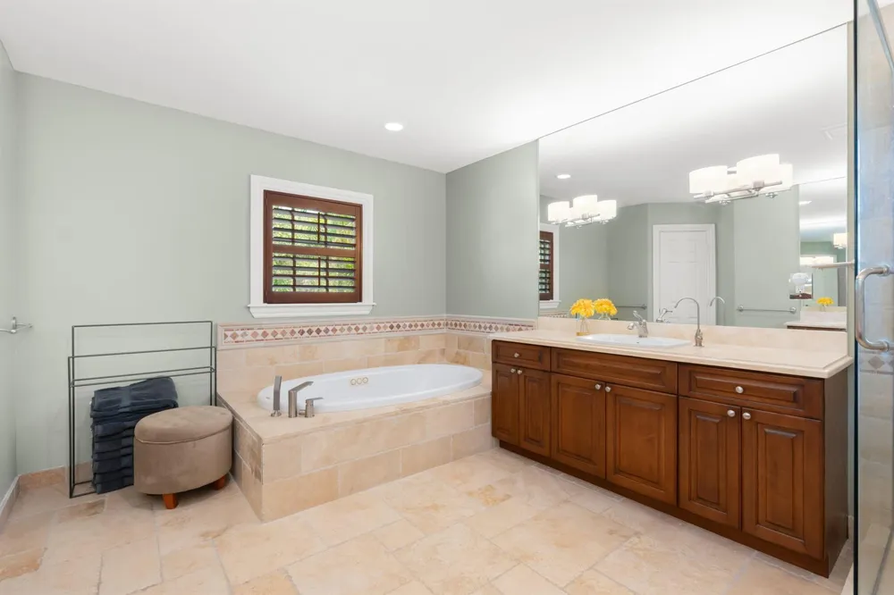 633 NE 20th Street Wilton Manors, FL 33305
