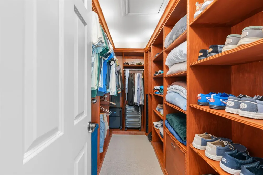 633 NE 20th Street Wilton Manors, FL 33305