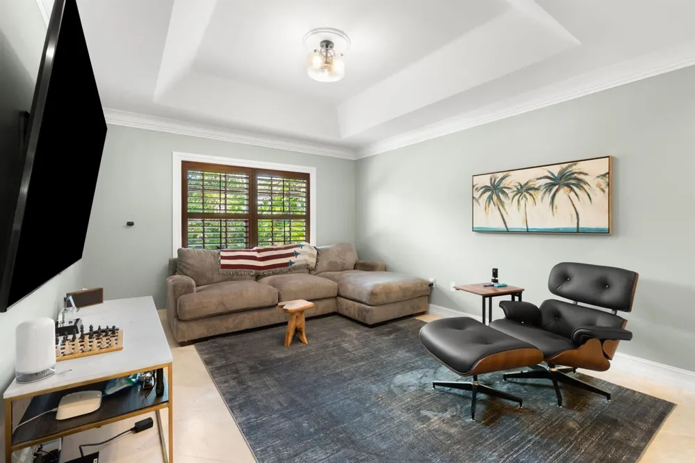 633 NE 20th Street Wilton Manors, FL 33305