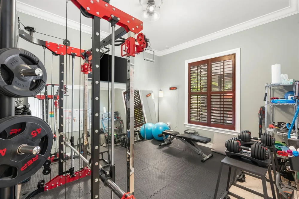 633 NE 20th Street Wilton Manors, FL 33305