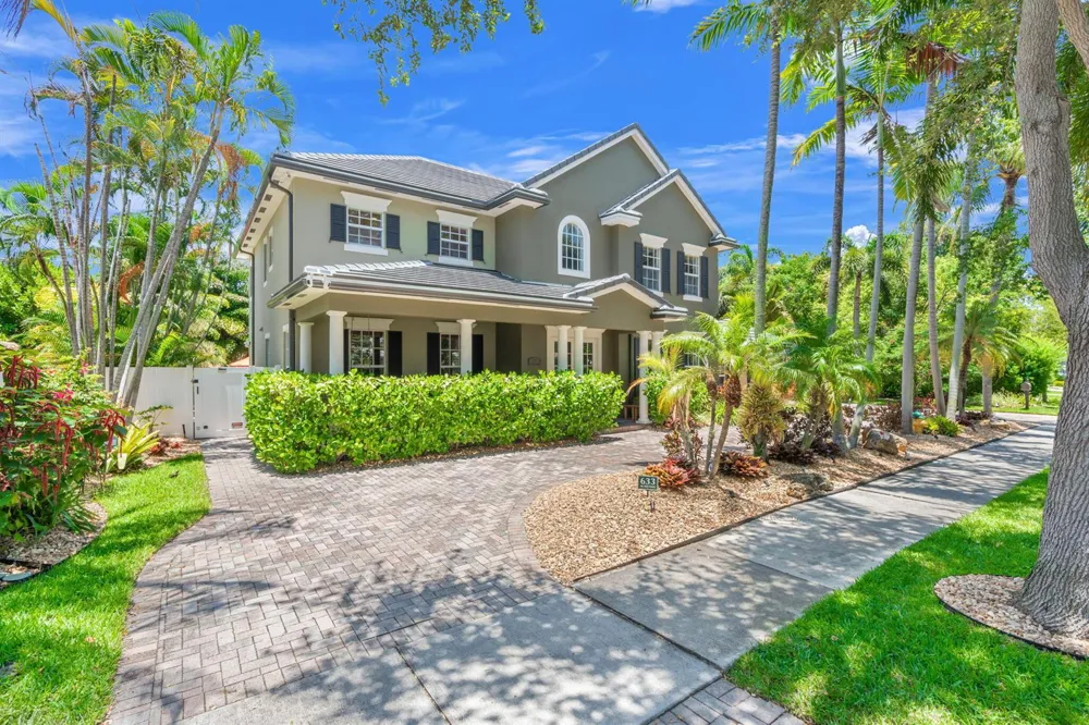 633 NE 20th Street Wilton Manors, FL 33305