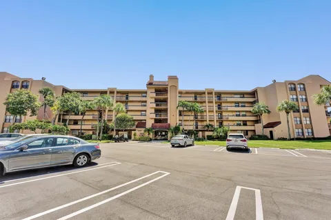 2255 Lindell Boulevard #4111
