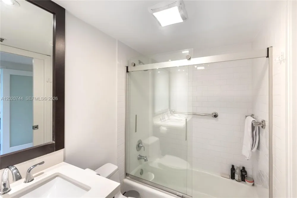 251 Crandon Blvd #227 Key Biscayne, FL 33149