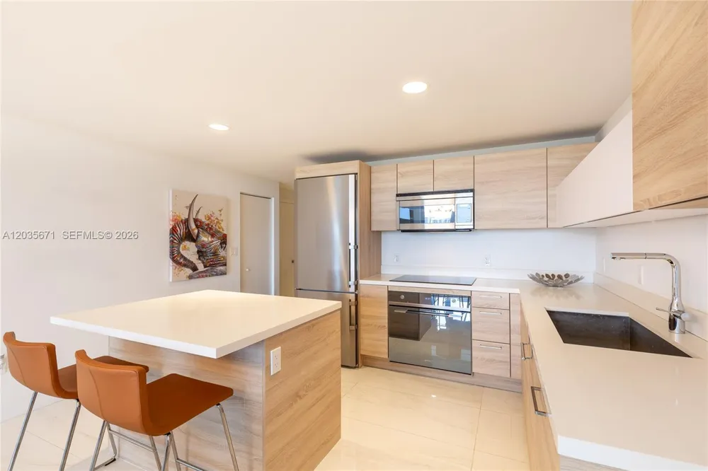16385 Biscayne Blvd #1805 North Miami Beach, FL 33160