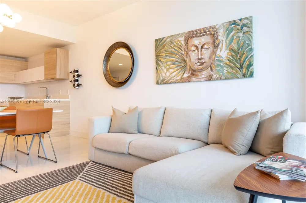 16385 Biscayne Blvd #1805 North Miami Beach, FL 33160