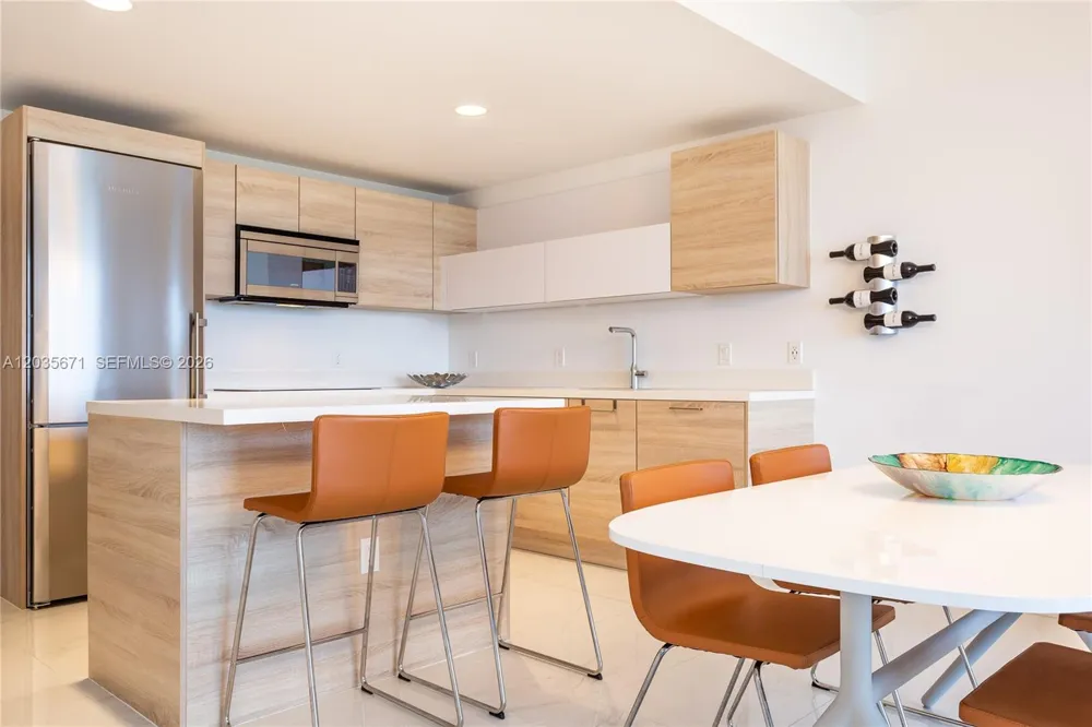 16385 Biscayne Blvd #1805 North Miami Beach, FL 33160