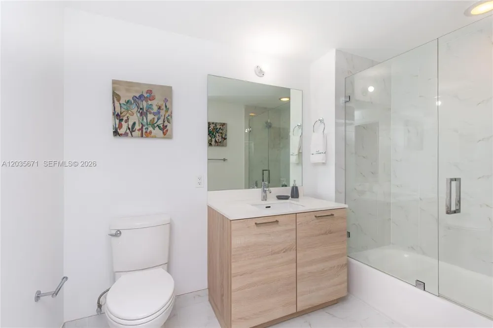 16385 Biscayne Blvd #1805 North Miami Beach, FL 33160