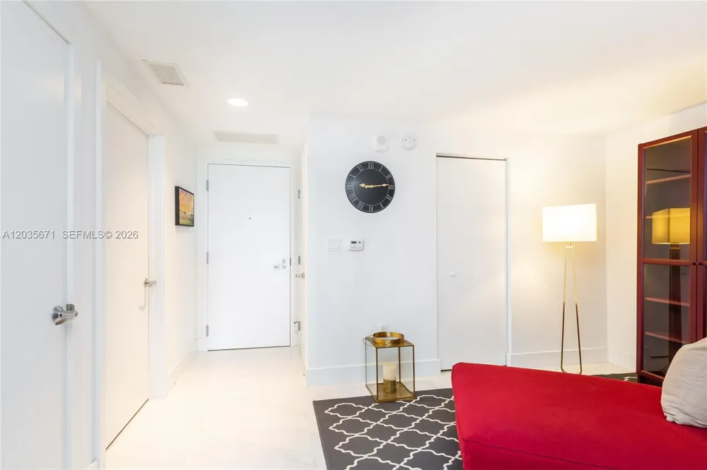 16385 Biscayne Blvd #1805 North Miami Beach, FL 33160