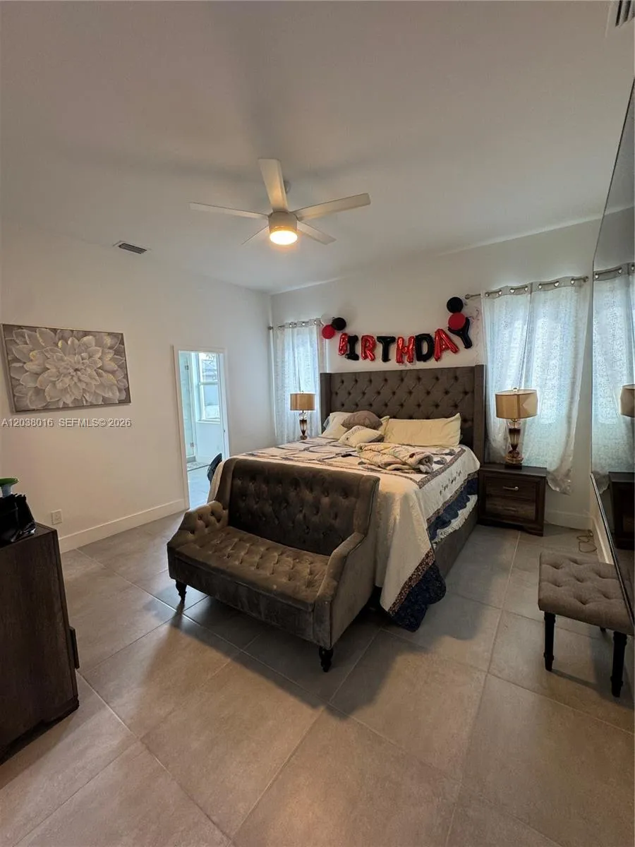 5012 Gunn PL #0 La Belle, FL 33935