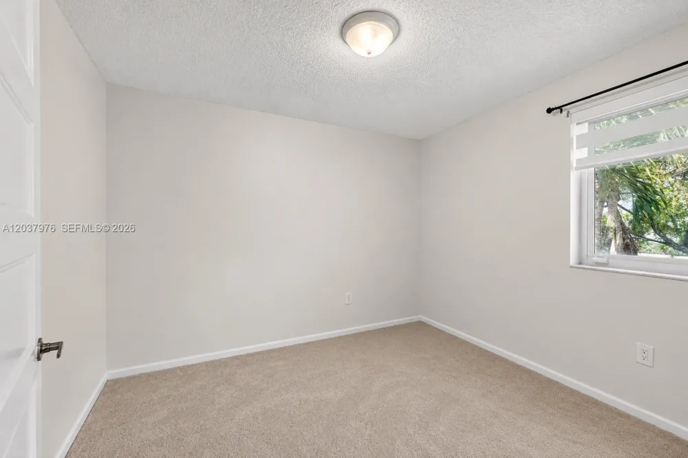 18536 NW 56th Pl Miami Gardens, FL 33055