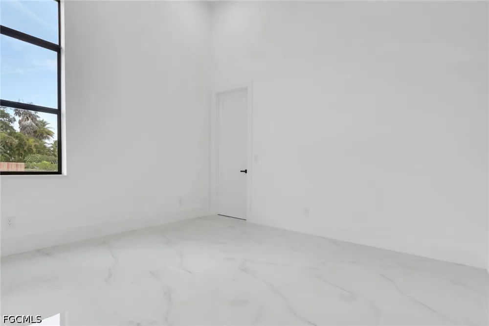 SE 17th Street Cape Coral, FL 33990