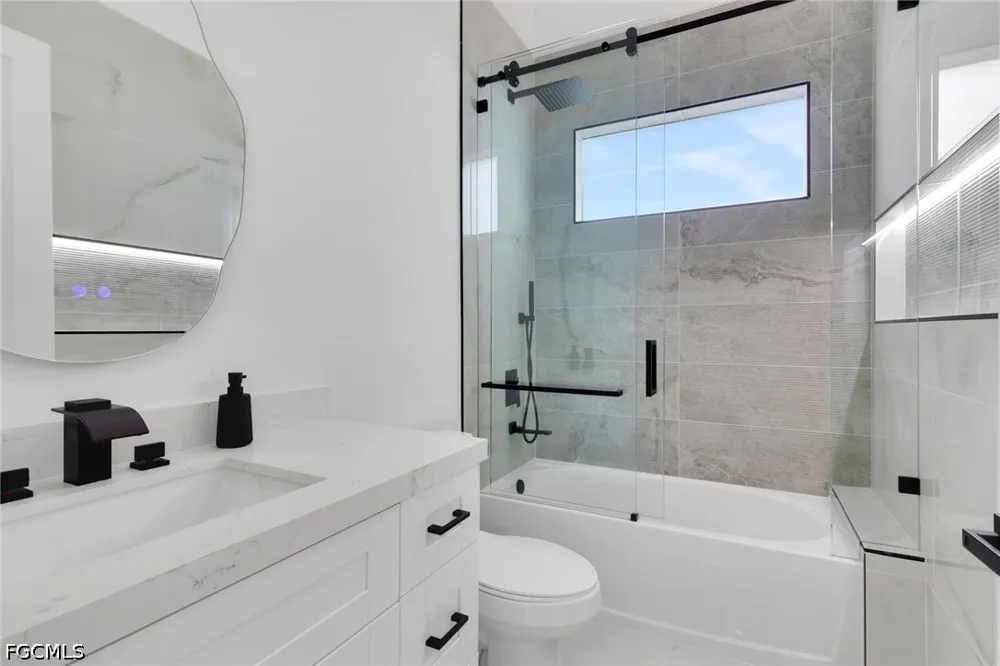 SE 17th Street Cape Coral, FL 33990